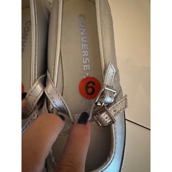 Converse Chuck Taylor Mary Jane Strap genuine Leather Silver Womens Shoes Sz‎ 6 - Picture 2 of 8